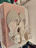 Bruidsschoentjes mt.27 + diadeem NIEUW, Schoentjes, Meisje, Nieuw, Ophalen of Verzenden