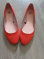 Licht rode suede ballerina's maat 38 zgan, Ophalen of Verzenden, Zo goed als nieuw, Rood