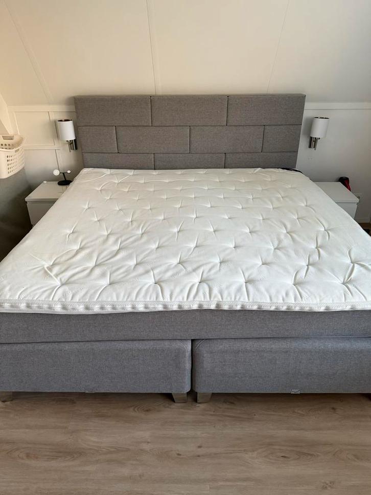 Viking Birka Bed 210x220 - Tweepersoons, Huis en Inrichting, Slaapkamer | Bedden, Gebruikt, Tweepersoons, Overige maten, 220 cm