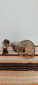 2 rookglas bruin schaaltjes France 70 druivenrank arcoroc, Ophalen of Verzenden, Overige stijlen, Glas, Schaal of Schalen