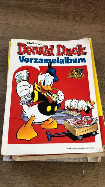 13 donald duck stripboeken beschikbaar voor biedingen