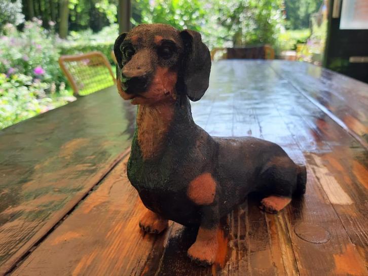 Prachtige beeldjes van teckels, Verzamelen, Beelden en Beeldjes, Zo goed als nieuw, Dier, Ophalen