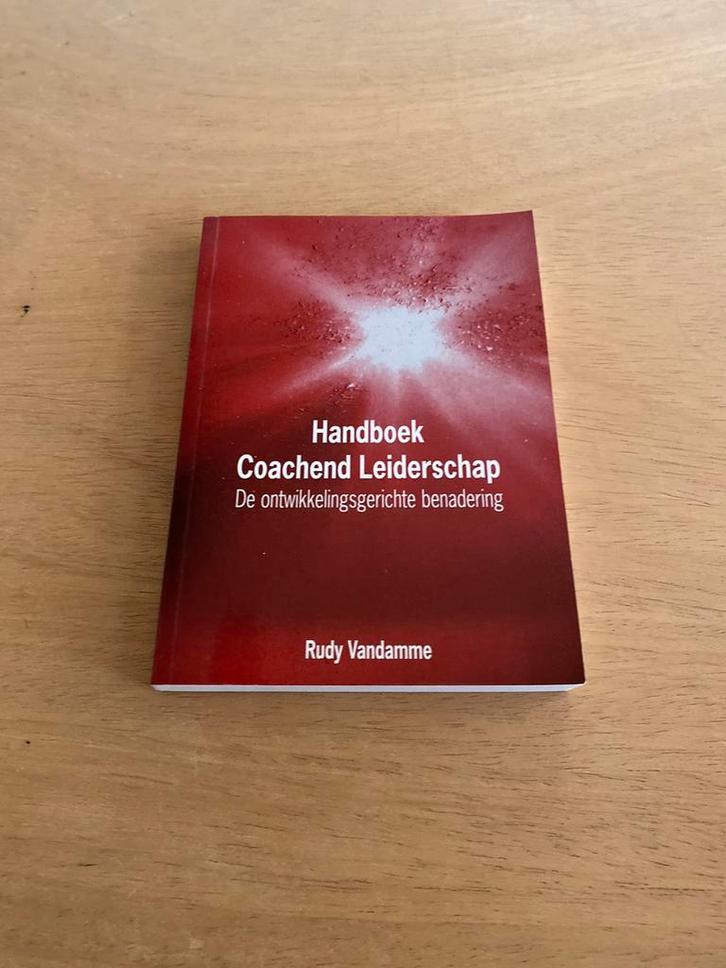 R. Vandamme - Handboek Coachend Leiderschap, Boeken, Advies, Hulp en Training, Zo goed als nieuw, Ophalen of Verzenden