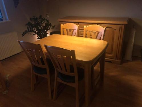 Blank eiken eettafel met 4 stoelen (lederen bekleding), Huis en Inrichting, Tafels | Eettafels, Zo goed als nieuw, 50 tot 100 cm