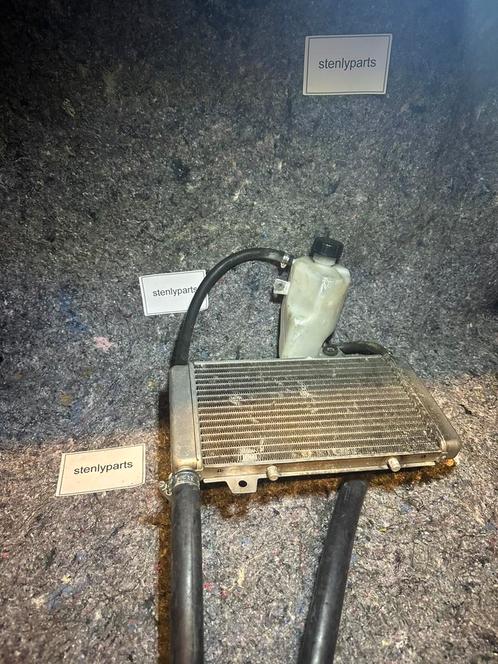 125 runner radiateur, Fietsen en Brommers, Brommeronderdelen | Algemeen, Zo goed als nieuw, Overige typen, Ophalen of Verzenden