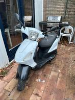 Piaggio Fly - Opknapper + Onderdelen Scooter!, Fietsen en Brommers, Scooters | Piaggio, Ophalen, Gebruikt, 49 cc, Fly