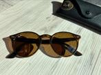 Ray-Ban zonnebril RB 2180 710/73, Sieraden, Tassen en Uiterlijk, Zonnebrillen en Brillen | Dames, Gebruikt, Zonnebril, Bruin, Ophalen of Verzenden