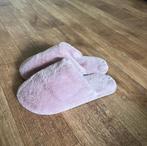 Nog nieuwe pantoffels, Kleding | Dames, Schoenen, Ophalen of Verzenden, Zo goed als nieuw, Roze, Hunkemöller