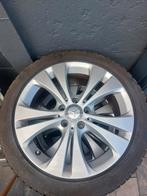 Mercedes benz 180 B klasse winterbanden aangeboden 4 samen., Ophalen of Verzenden, 17 inch, Winterbanden, Banden en Velgen