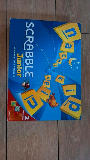 Scrabble junior, als nieuw! beschikbaar voor biedingen