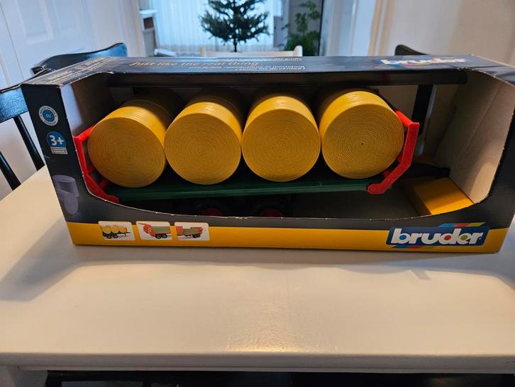 Bruder Hooiwagen met 8 Hooibalen - Nieuw in doos, Kinderen en Baby's, Speelgoed | Overig, Nieuw, Jongen of Meisje, Ophalen