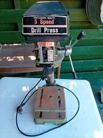 Goed werkende kolomboormachine, vaste prijs, Doe-het-zelf en Verbouw, Gereedschap | Boormachines, Ophalen, Gebruikt, Kolomboormachine