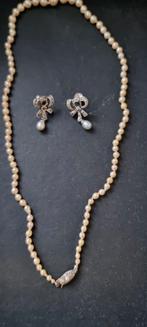 Set Parelketting en oorbellen zilver, Gebruikt, Verzenden, Met edelsteen, Knopjes of Stekers