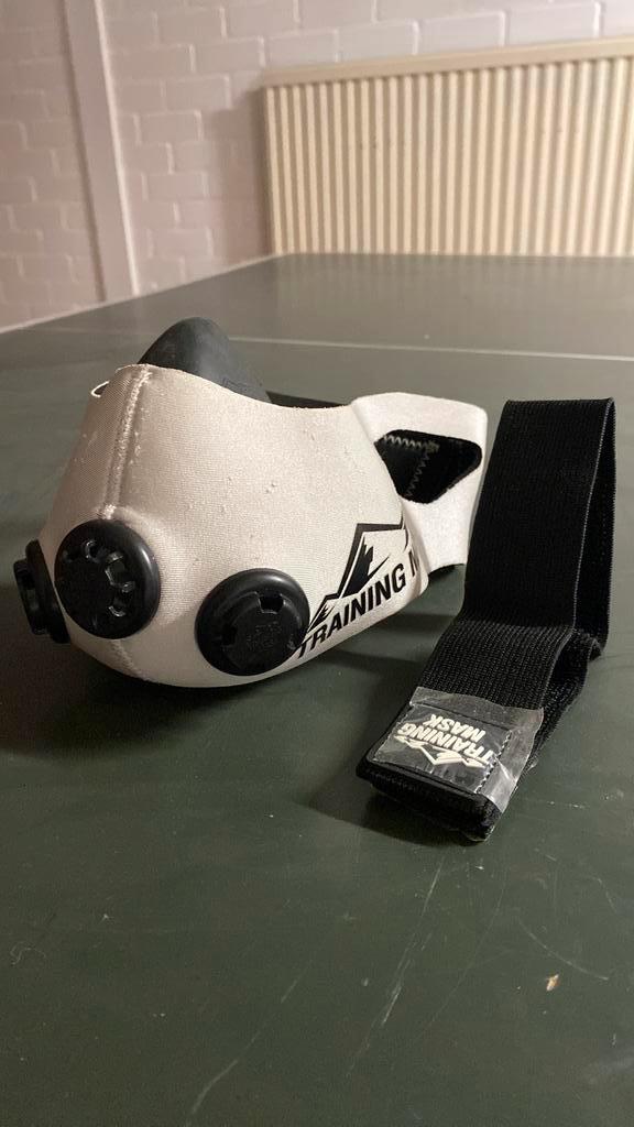Training mask, Sport en Fitness, Fitnessmaterialen, Gebruikt, Ophalen of Verzenden