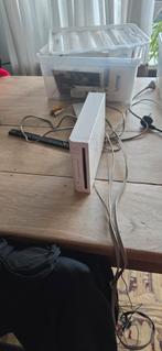 Wii, Spelcomputers en Games, Spelcomputers | Nintendo Wii, Ophalen, Gebruikt, Zonder controller, Met games
