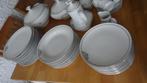 Eet en koffie servies, Ophalen, Zo goed als nieuw, Overige stijlen, Porselein