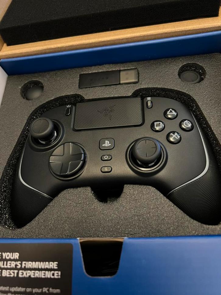 Razer Wolverine V2 Pro Wireless Controller – Zwart (PS5/PC), Spelcomputers en Games, Spelcomputers | Sony PlayStation Consoles | Accessoires