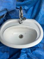 Wasbak met kraan Sphinx, Ophalen, Gebruikt, Steen, Wastafel