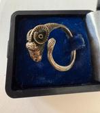 Zilveren ring ram, Sieraden, Tassen en Uiterlijk, Ophalen of Verzenden, Zilver, Dame