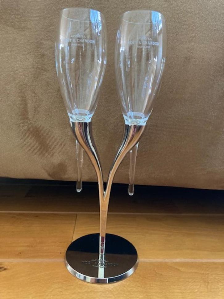 Champagneglazen Moët & Chandon Philippe Di Meo in rvs houder, Verzamelen, Glas en Borrelglaasjes, Zo goed als nieuw, Overige typen