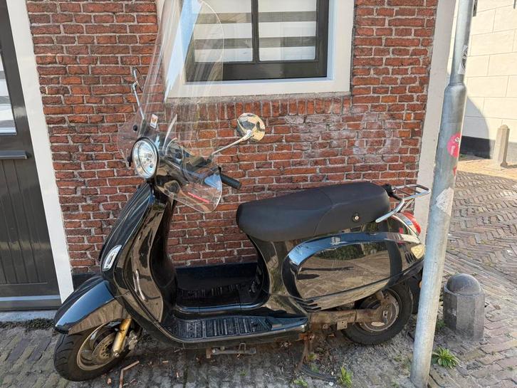 Emco Novantic Electrisch, Fietsen en Brommers, Scooters | Overige merken, Gebruikt, Maximaal 45 km/u, Elektrisch, Ophalen