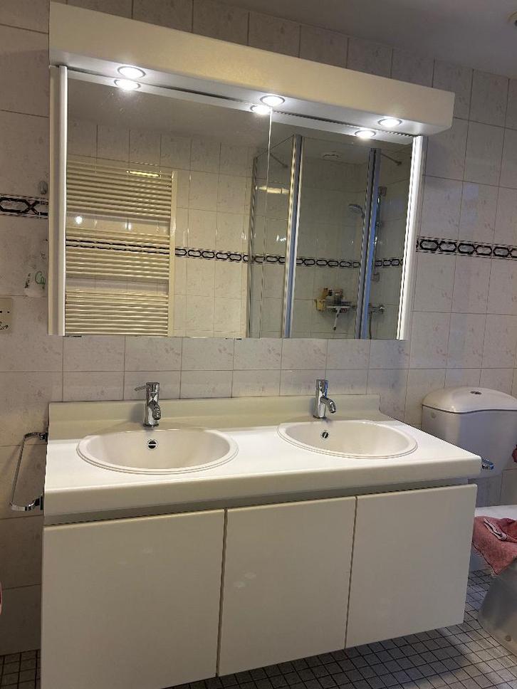 badkamermeubel met spiegelkast en onderkast, Huis en Inrichting, Badkamer | Badkamermeubels, Gebruikt, Spiegelkast, Minder dan 100 cm