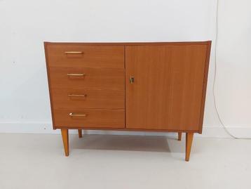 Vintage wandkast teak kastje mid century design kast beschikbaar voor biedingen