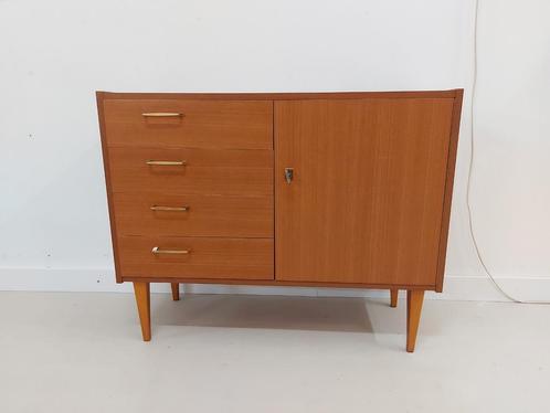 Vintage wandkast teak kastje mid century design kast, Huis en Inrichting, Kasten | Wandmeubels, Zo goed als nieuw, Ophalen