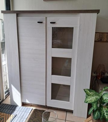 Kast plus tv meubel beschikbaar voor biedingen