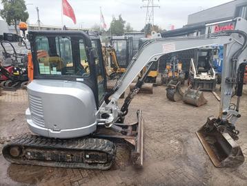 Caterpillar 304 minigaver beschikbaar voor biedingen