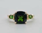 Gouden Vintage ring edelsteen peridot en smaragd. 2023/303.