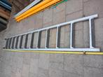 Stalen ladder, Doe-het-zelf en Verbouw, Ladders en Trappen, Ophalen, Zo goed als nieuw, 4 meter of meer