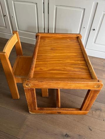 Kindertafel en stoeltje beschikbaar voor biedingen