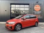Volkswagen Touran 1.8 TSI 2X R-Line 7-Persoons AUT. PANORAMA, Gebruikt, Euro 6, 1462 kg, 179 pk