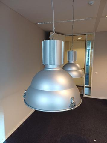 Hanglampen - Industrieel design beschikbaar voor biedingen