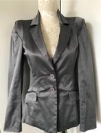 Satijnen Jasje van Rinascimento, Maat 38/40 (M), Rinascimento, Ophalen of Verzenden, Zo goed als nieuw