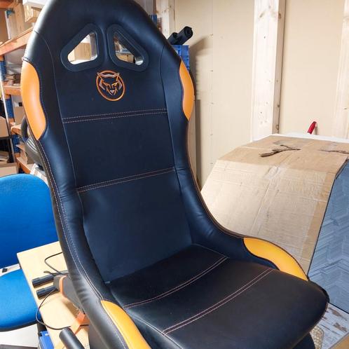Playseat Thrustmaster T150, Spelcomputers en Games, Spelcomputers | Sony PlayStation Consoles | Accessoires, Zo goed als nieuw