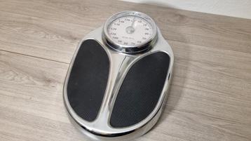Weegschaal tot 160kg beschikbaar voor biedingen