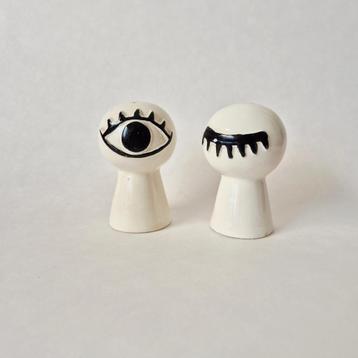 Keramisch Peper- en zoutvaatje 'Oog' beschikbaar voor biedingen