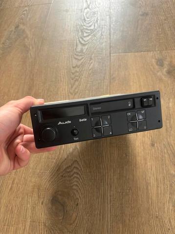 Audi Beta radio topstaat beschikbaar voor biedingen