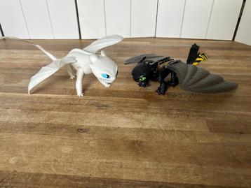Toothless en White Fury 20cm draken setje beschikbaar voor biedingen