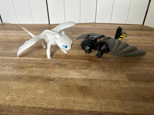 Toothless en White Fury 20cm draken setje, Kinderen en Baby's, Speelgoed | Actiefiguren, Zo goed als nieuw, Ophalen of Verzenden