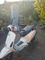 Witte vespa sprint, Fietsen en Brommers, Scooters | Vespa, Ophalen, Gebruikt, Vespa S, Benzine
