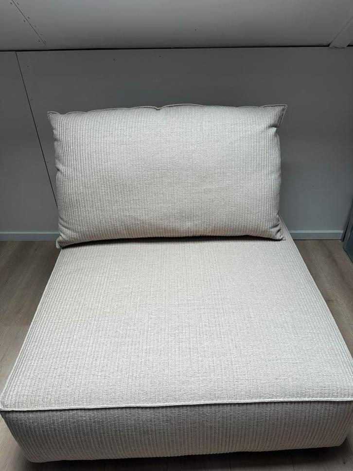 Zuiver - Hunter - Beige - 1,5 zits element - fauteuil, Huis en Inrichting, Banken | Bankstellen, Zo goed als nieuw, Rechte bank