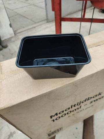 500 maaltijd/groente bakjes beschikbaar voor biedingen