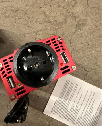 LVYUAN 300W Auto Power Inverter beschikbaar voor biedingen