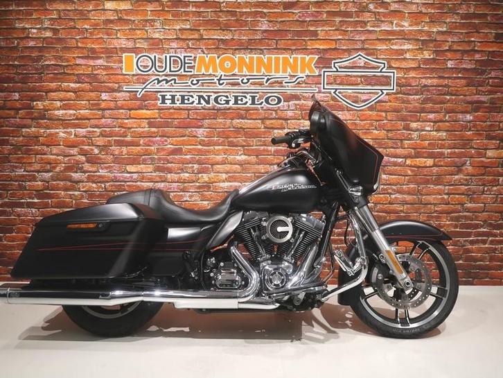 Harley-Davidson FLHXS Street Glide Spec. 1690 FLHXS Street G, Motoren, Motoren | Harley-Davidson, Bedrijf, Toermotor
