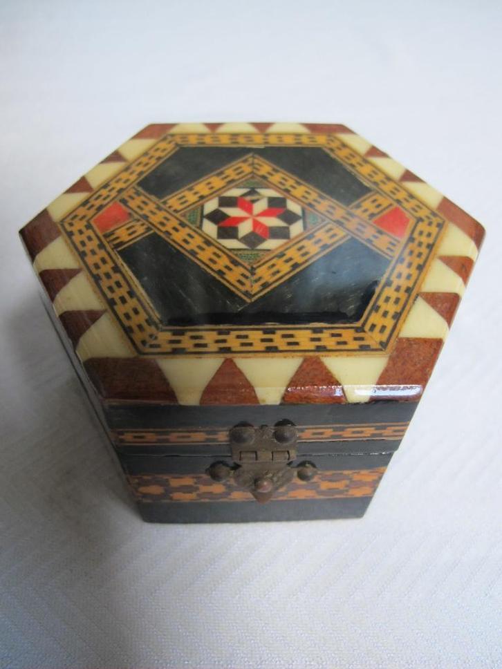 sieradendoosje, Antiek en Kunst, Curiosa en Brocante, Ophalen of Verzenden