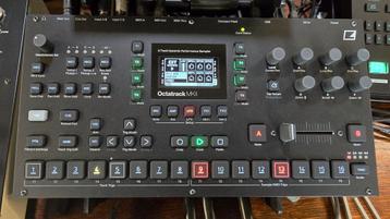 Elektron Octatrack Mk2 + Deck Saver + Manual ZGAN beschikbaar voor biedingen