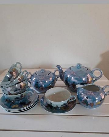 Prachtig eierporselein servies blauw chinees beschikbaar voor biedingen
